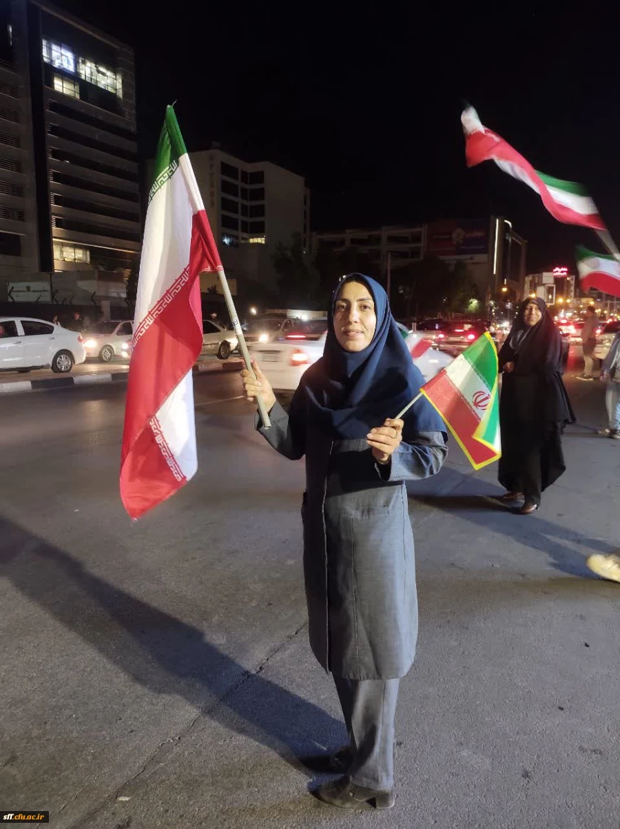 در کنار هم می مانیم. 7