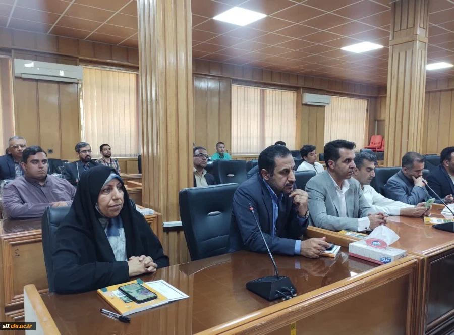 نشست بصیرتی سیاسی اساتید دانشگاه فرهنگیان استان فارس
 4