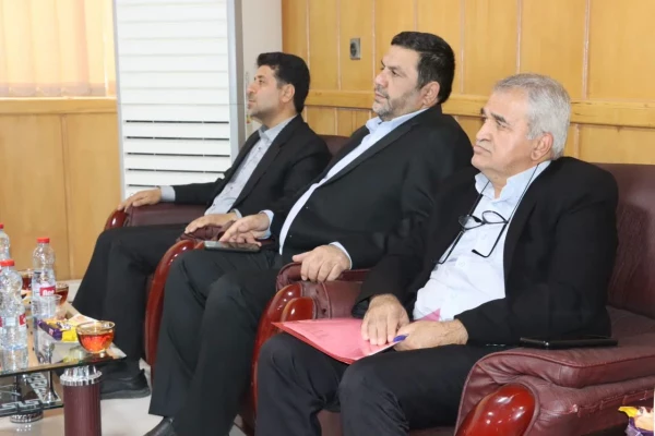 نشست آموزشی بررسی آیین نامه های آموزشی دانشگاه فرهنگیان فارس برگزار شد 3