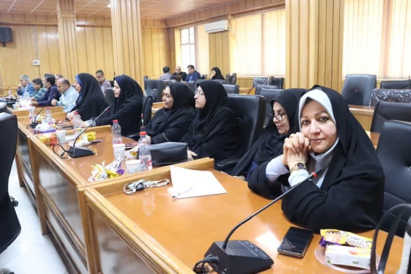 نشست آموزشی بررسی آیین نامه های آموزشی دانشگاه فرهنگیان فارس برگزار شد 5