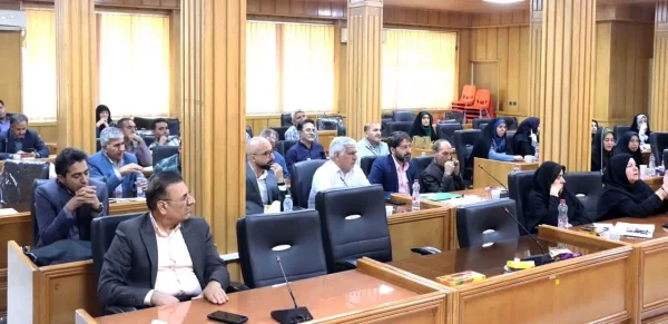 نشست آموزشی بررسی آیین نامه های آموزشی دانشگاه فرهنگیان فارس برگزار شد 6