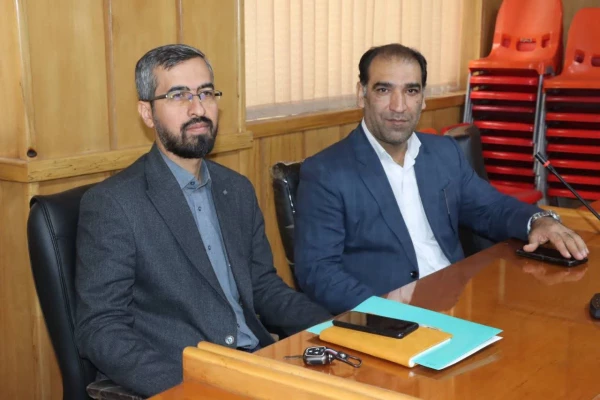 نشست هم اندیشی اعضای هیئت علمی و مدیران آموزشی دانشگاه فرهنگیان فارس با معاون آموزشی دانشگاه فرهنگیان کشور
 5
