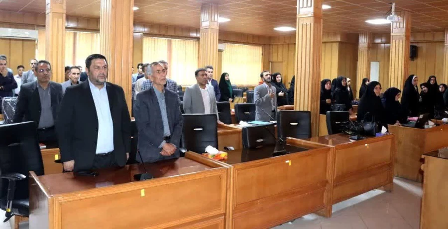 نشست هم اندیشی اعضای هیئت علمی و مدیران آموزشی دانشگاه فرهنگیان فارس با معاون آموزشی دانشگاه فرهنگیان کشور
 6